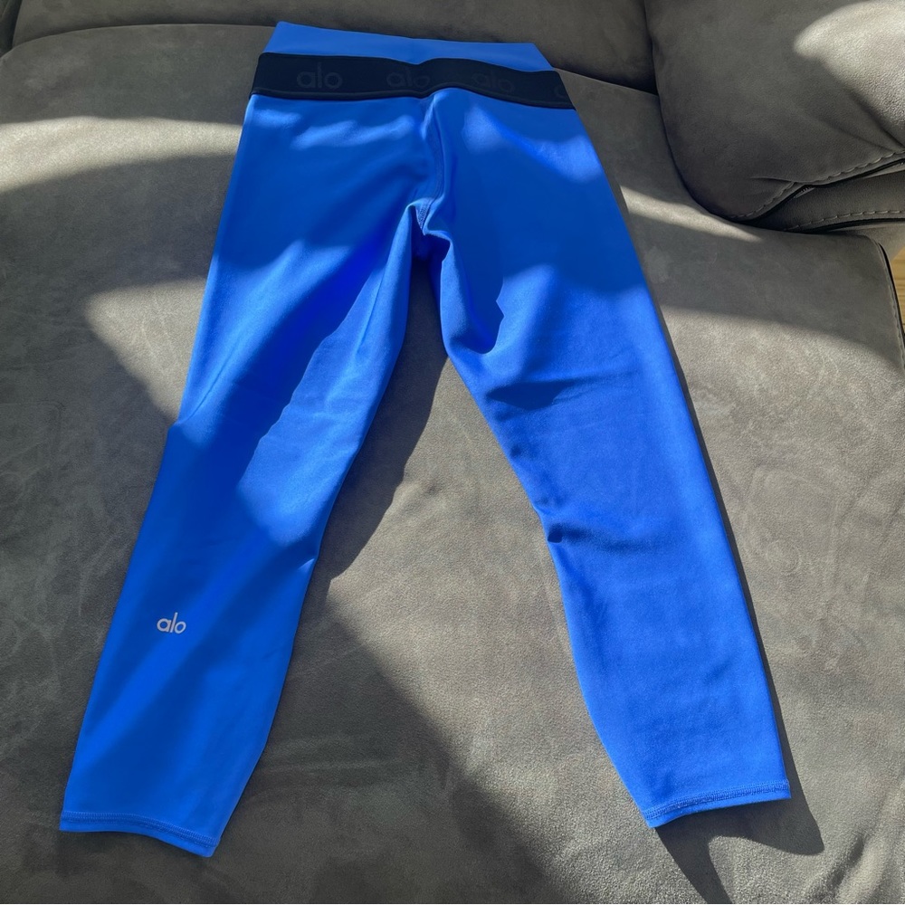 Alo Yoga S High-Waist Fitness Airlift bright blue w black band small - Picture 3 of 5
